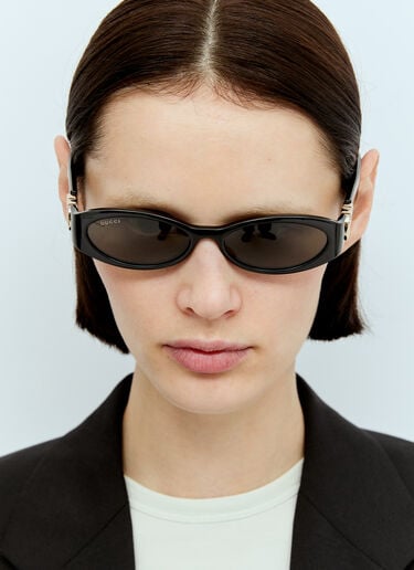 Oval Frame Sunglasses Gucci Oval Frame Sunglasses Black gus0256010