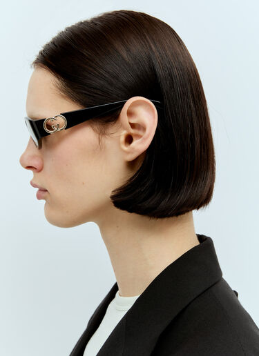 Oval Frame Sunglasses Gucci Oval Frame Sunglasses Black gus0256010