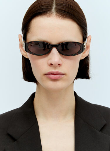 Oval Frame Sunglasses Gucci Oval Frame Sunglasses Brown gus0256011