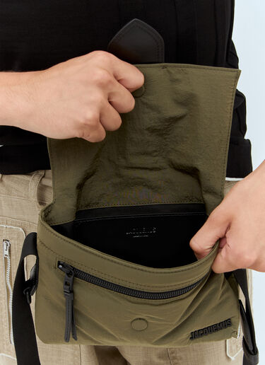 Le Petit Messenger Bambino Crossbody Bag Jacquemus Le Petit Messenger Bambino Crossbody Bag Khaki jac0158036