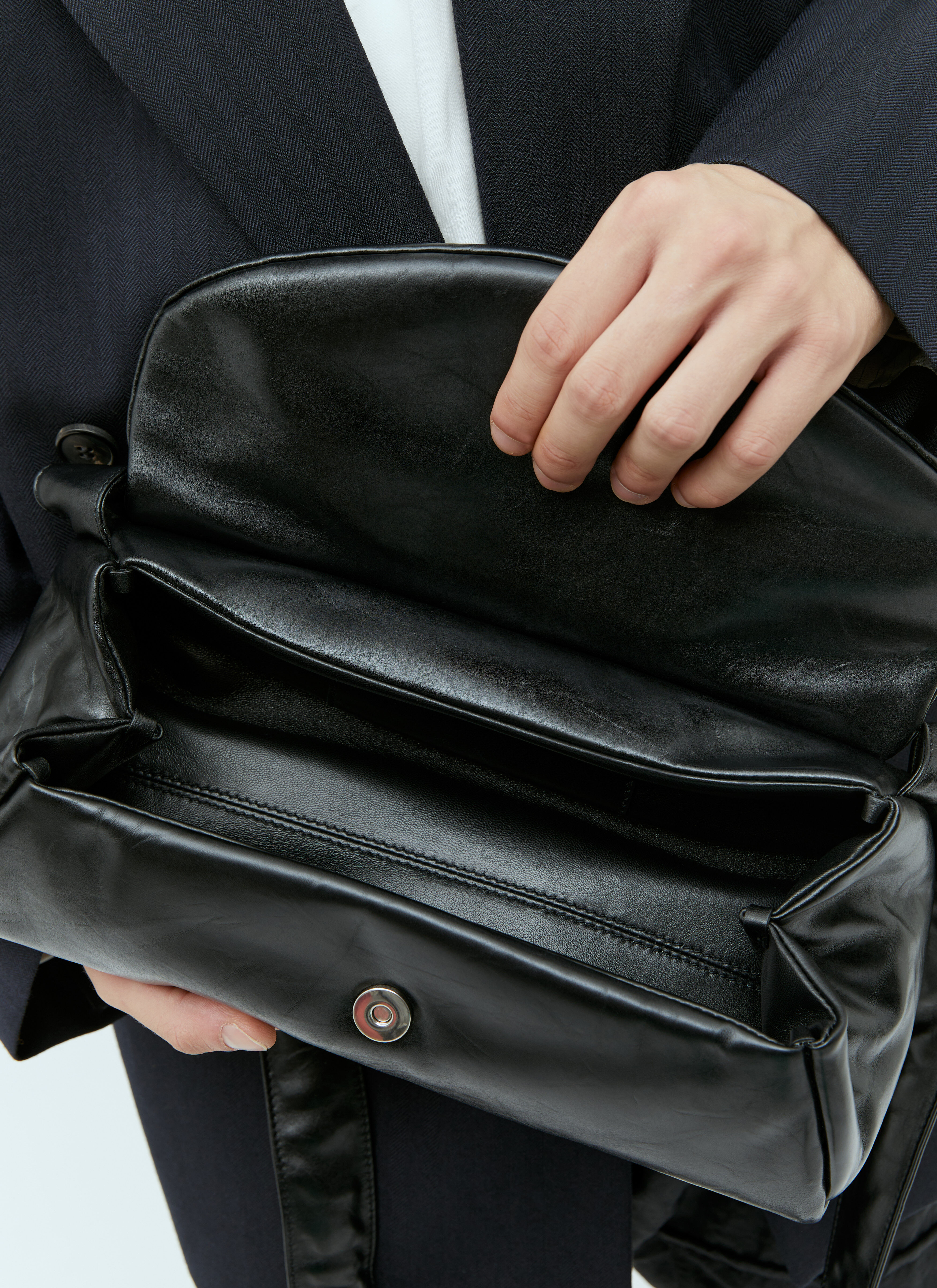 Jil Sander Large Cannolo Padded Crossbody Bag en Black pour