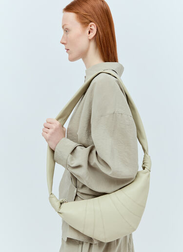 Small Croissant Shoulder Bag Lemaire Small Croissant Shoulder Bag Beige lem0256014