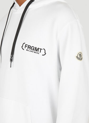 로고 자수 후드 스웨트셔츠 7 Moncler FRGMT Hiroshi Fujiwara 로고 자수 후드 스웨트셔츠 화이트 mfr0151018