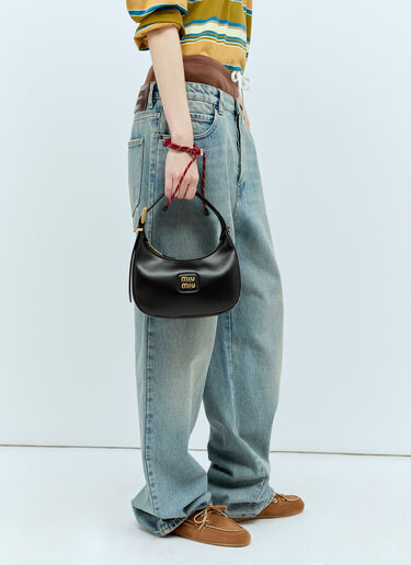 Miu Miu 皮革 Hobo 单肩包 黑色 miu0254073