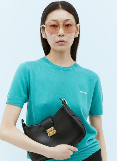 Miu Miu 로고 플라크 가죽 숄더백 블랙 miu0254085