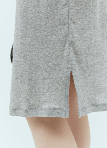 Miu Miu 로고 패치 미디 스커트  그레이 miu0255005