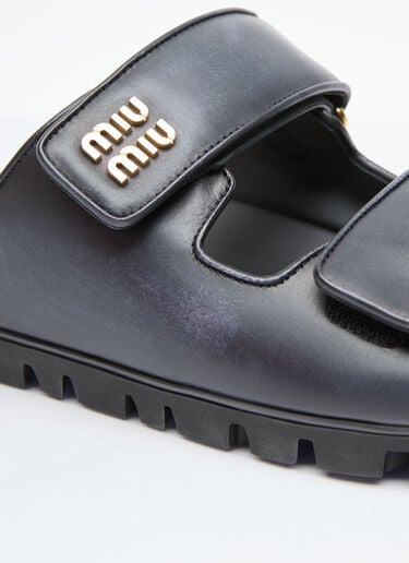 Miu Miu 로고 플라크 가죽 슬라이드 블랙 miu0256016
