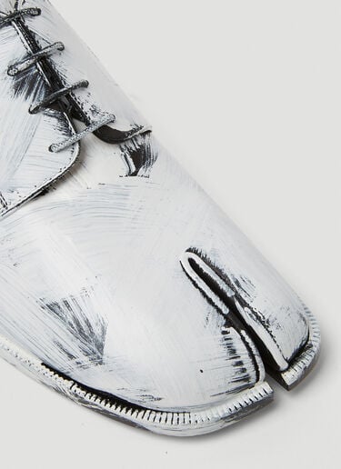 Tabi Painted Lace Up Shoes Maison Margiela Tabi Painted Lace Up Shoes White mla0145030