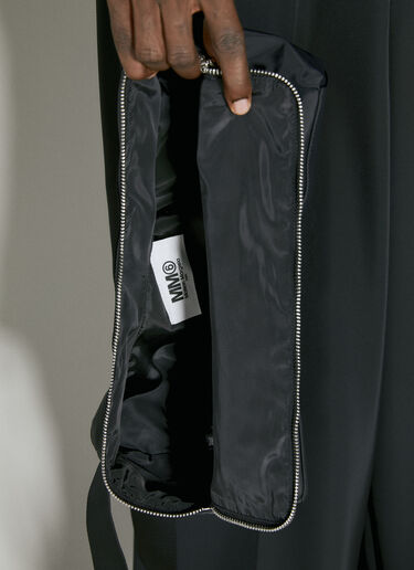 MM6 Maison Margiela 인체공학적인 스타일의 크로스바디 백 블랙 mmm0353004