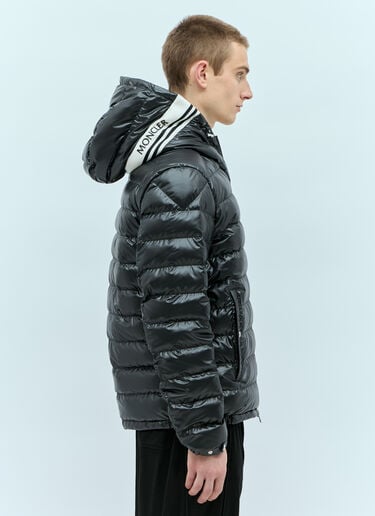 Cornour 短款羽绒连帽夹克 Moncler Cornour 短款羽绒连帽夹克 黑色 mon0155012