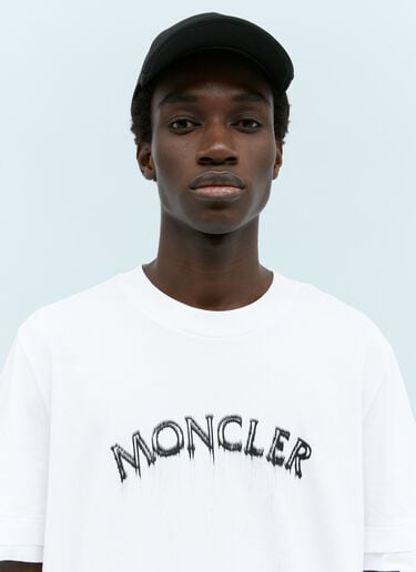 Logo Print T-Shirt Moncler Logo Print T-Shirt White mon0155028