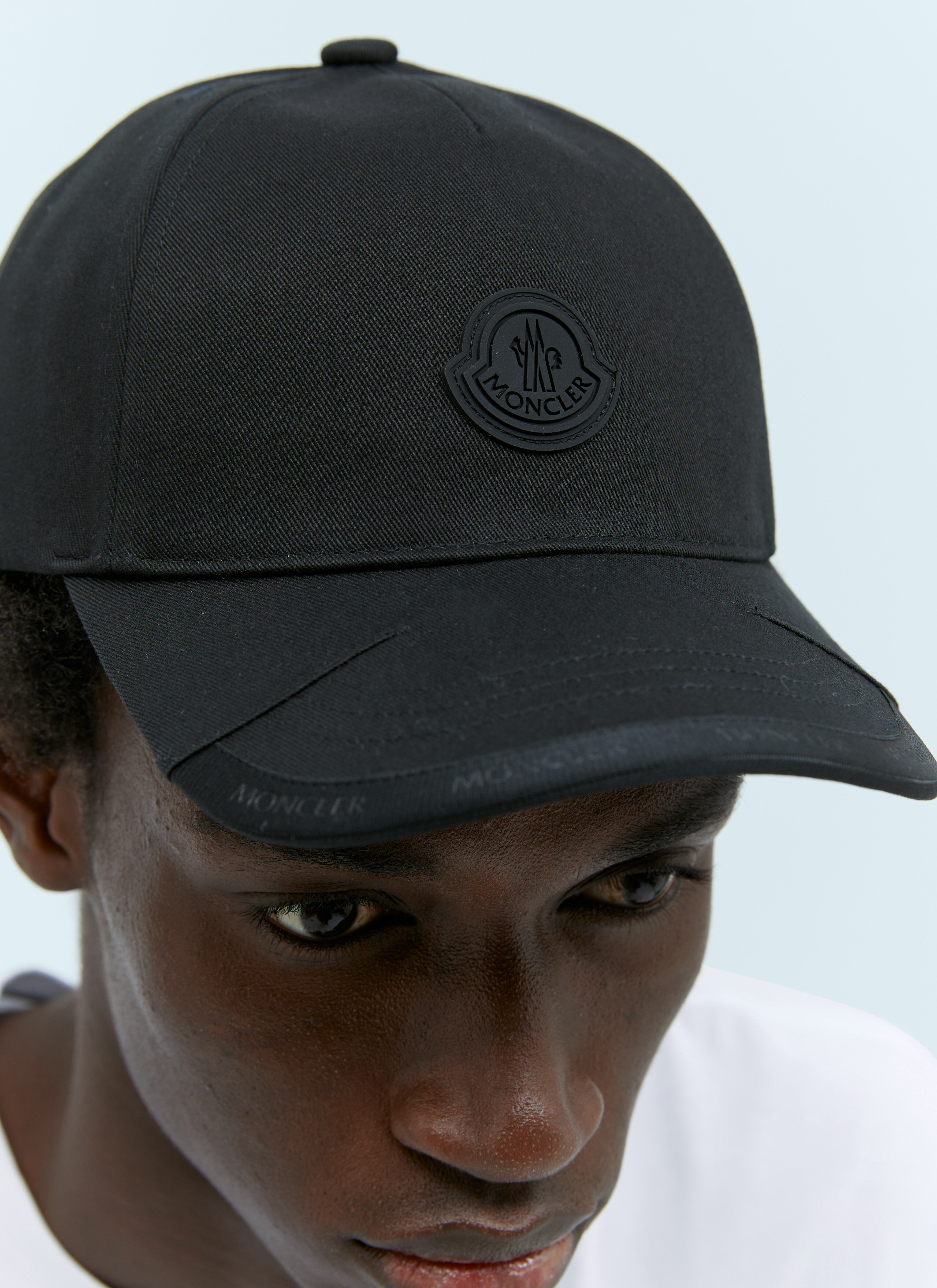 MONCLER モンクレール BASEBALL CAP スタッズワッペン付き