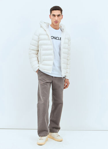 베시네스 쇼트 다운 재킷 Moncler 베시네스 쇼트 다운 재킷 화이트 mon0157001