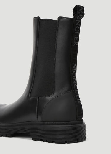 Patty Chelsea Boots Moncler Patty Chelsea Boots Black mon0243018