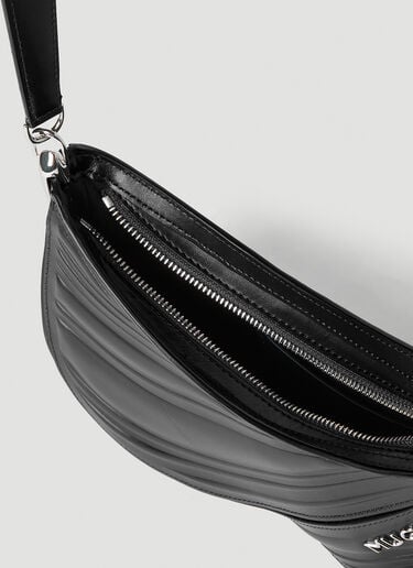 小号 Spiral Curve 01 单肩包 Mugler 小号 Spiral Curve 01 单肩包 黑色 mug0252039