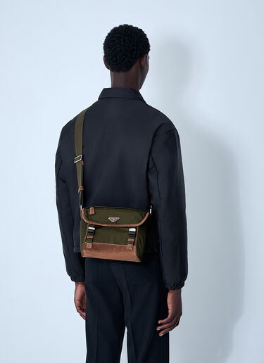 Prada 中号再生尼龙斜挎包  棕色 pra0161017
