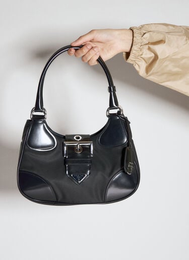 Re-Nylon과 가죽 숄더백 Prada Re-Nylon과 가죽 숄더백 블랙 pra0256046