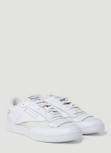 Club C Memory of Shoes Sneakers Maison Margiela x Reebok Club C Memory of Shoes Sneakers White rmm0349001