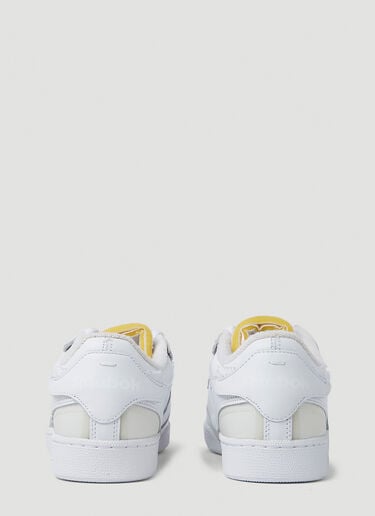 Club C Memory of Shoes Sneakers Maison Margiela x Reebok Club C Memory of Shoes Sneakers White rmm0349001