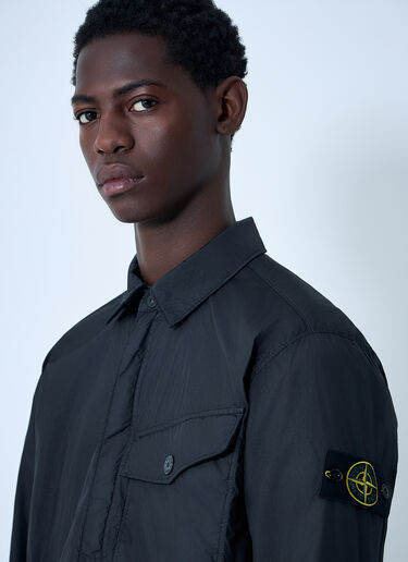 Stone Island 가먼트 다이드 로고 패치 재킷  블랙 sto0162018