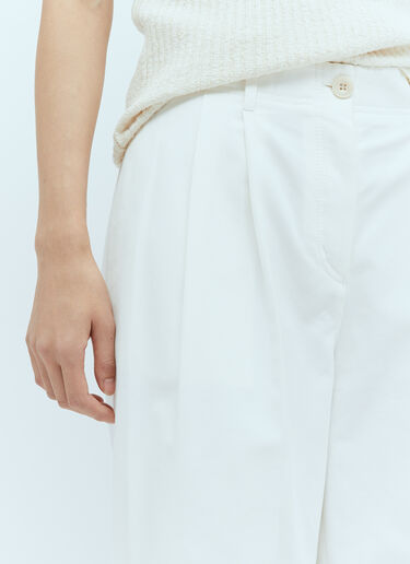 TOTEME Relaxed Twill Bermuda Shorts White tot0256006
