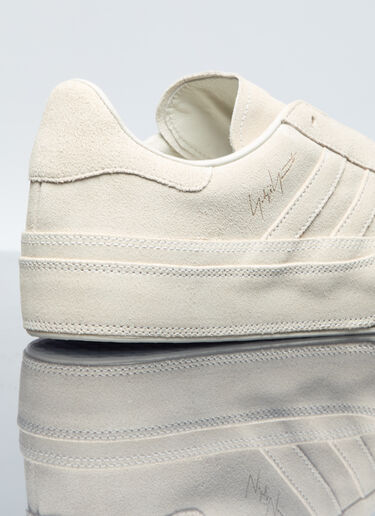 Y-3 Suede Gazelle Sneakers Y-3 Y-3 Suede Gazelle Sneakers Beige yyy0356017