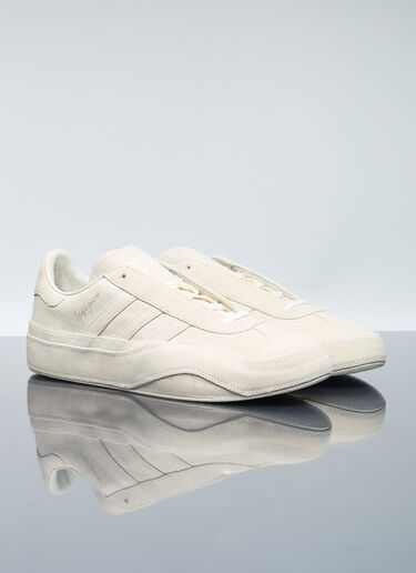Y-3 Suede Gazelle Sneakers Y-3 Y-3 Suede Gazelle Sneakers Beige yyy0356017