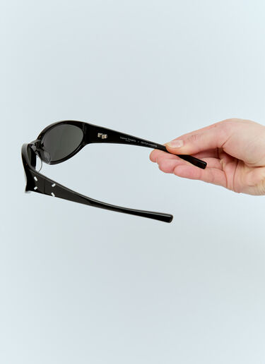 x Maison Margiela MM104 01 Sunglasses Gentle Monster x Maison Margiela MM104 01 Sunglasses Black gtm0356004