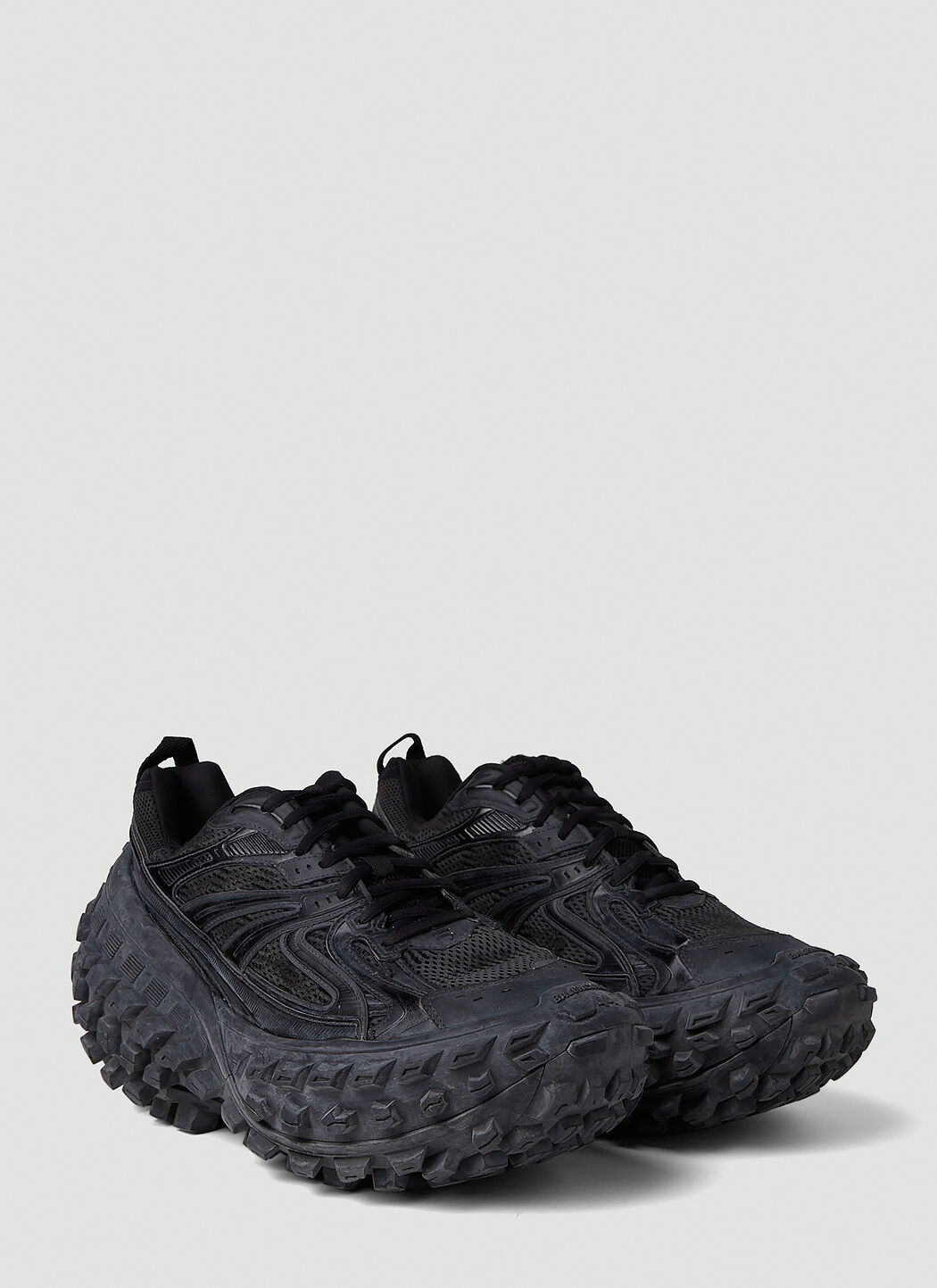 Balenciaga Defender Sneakers in Black | LN-CC