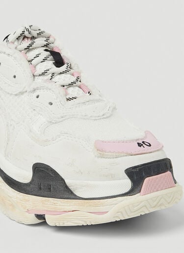 Triple S Sneakers Balenciaga Triple S Sneakers White bal0247151