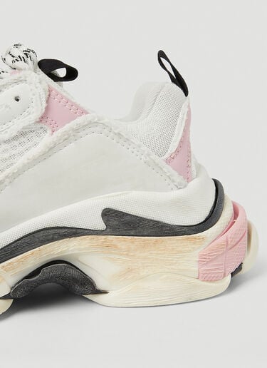 Triple S Sneakers Balenciaga Triple S Sneakers White bal0247151