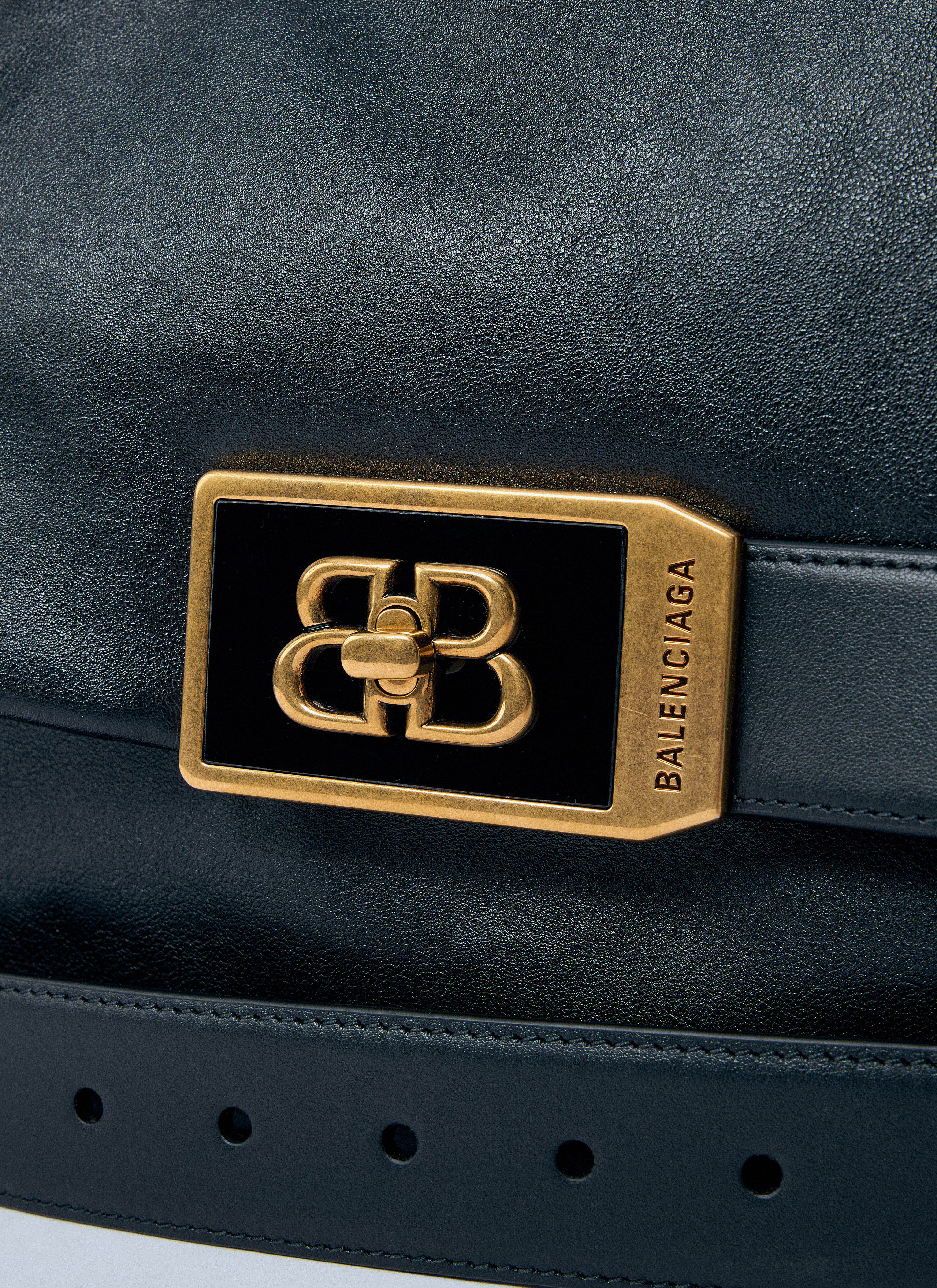 Balenciaga Women's' Modu Flap Shoulder Bag in Black | LN-CC®