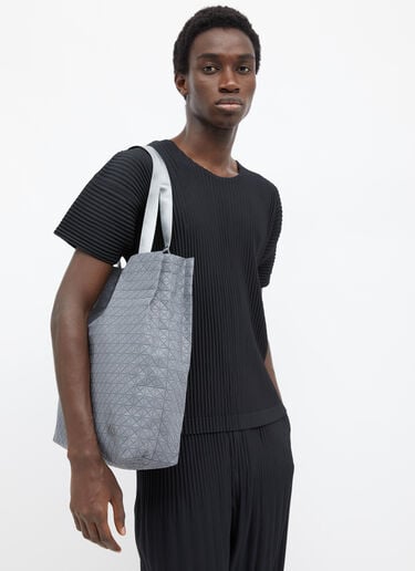 카트 S 원 톤 토트백 Bao Bao Issey Miyake 카트 S 원 톤 토트백 그레이 bao0155003