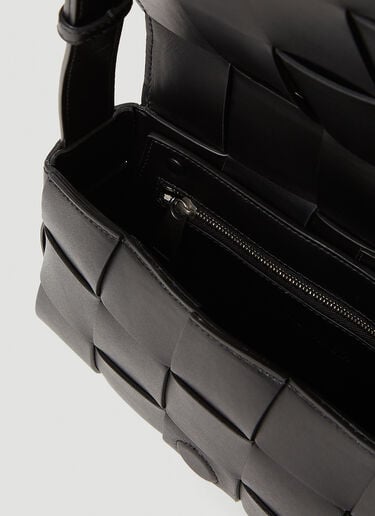 Speed Cassette 中号斜挎包 Bottega Veneta Speed Cassette 中号斜挎包 黑色 bov0154020