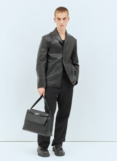 Medium Andiamo Messenger Bag Bottega Veneta Medium Andiamo Messenger Bag Black bov0158014