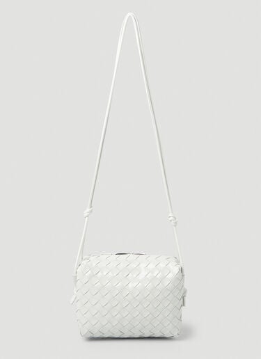 루프 인트레치아토 숄더백 Bottega Veneta 루프 인트레치아토 숄더백 화이트 bov0246036