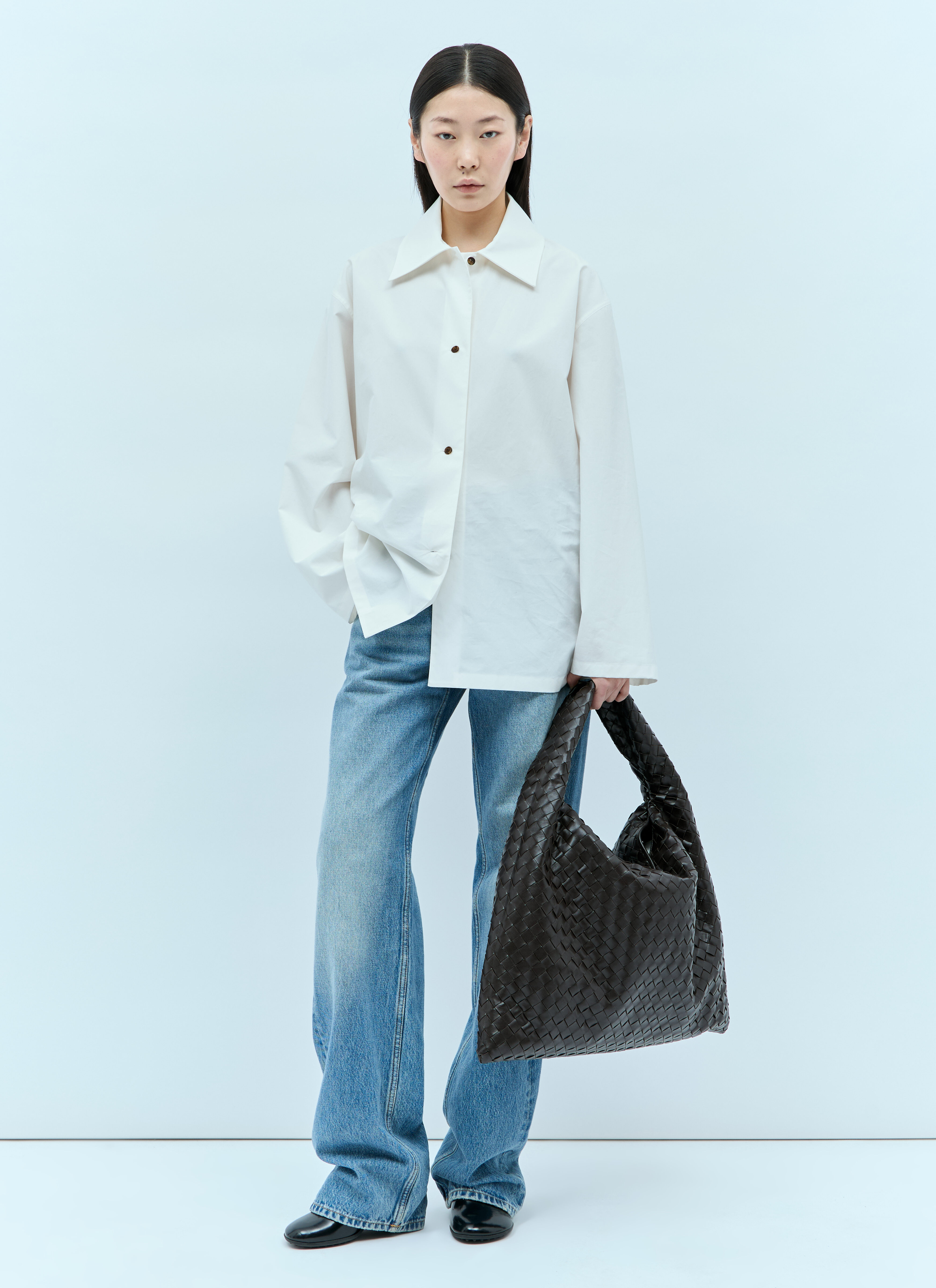 【BOTTEGA VENETA】ラージ ホップ バッグ ブラウン ブラックラージ ホップ| Bottega Veneta® 日本