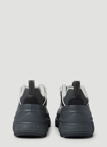 Arthur 复古格纹运动鞋 Burberry Arthur 复古格纹运动鞋 灰色 bur0151058