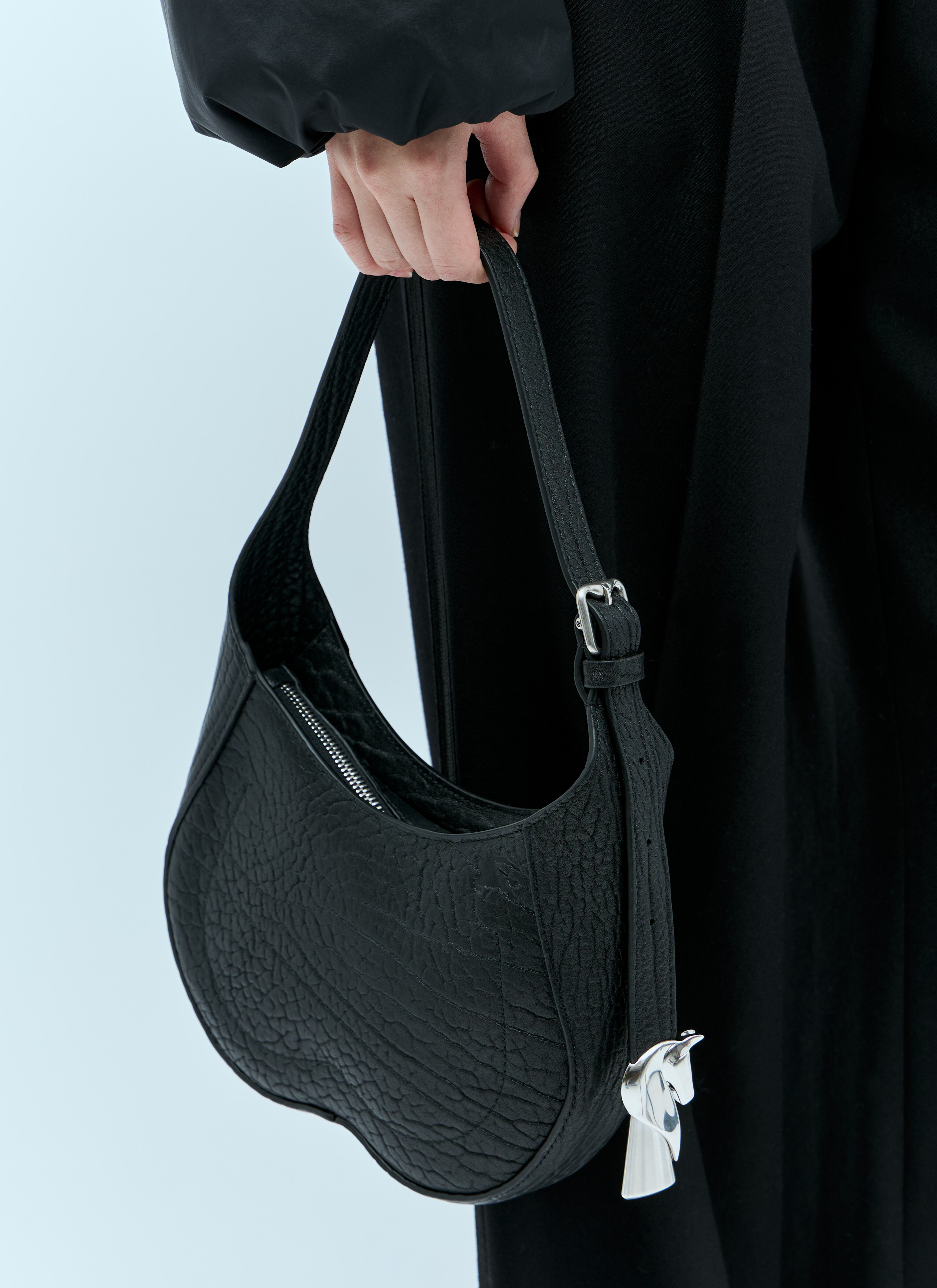ショルダーバッグ・ポシェット BURBERRY SMALL CHESS SHOULDER BAG Burberry Small Chess Shoulder Bag | Black | FARFETCH