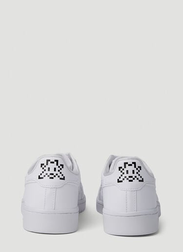 Comme des Garçons SHIRT x Asics x Invader 재팬 S 스니커즈 화이트 cdg0150013