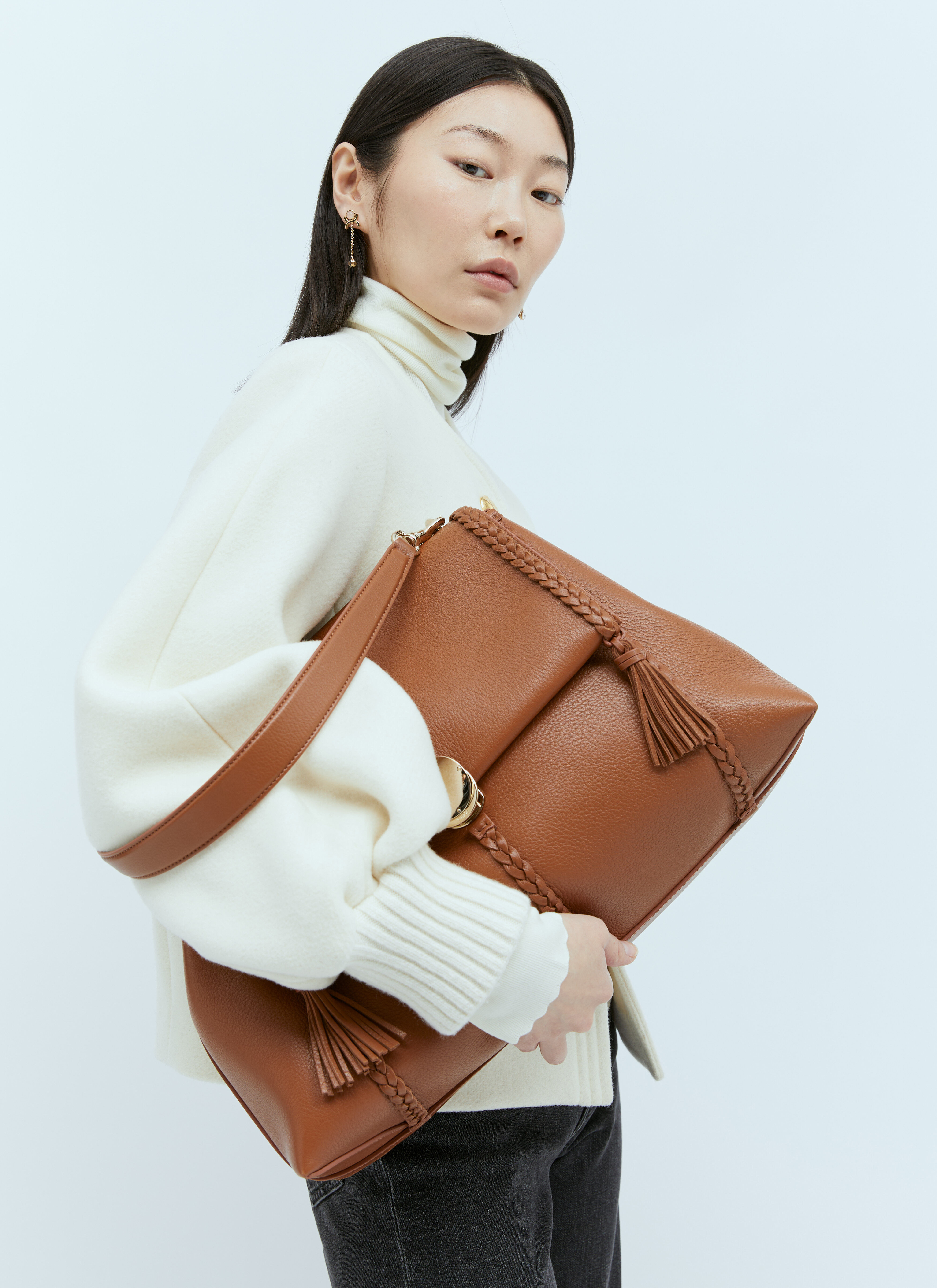ショルダーバッグ・ポシェット Chloe Embroidered wool large Penelope shoulder bag Chloé Penelope Large wool shoulder bag Chloe