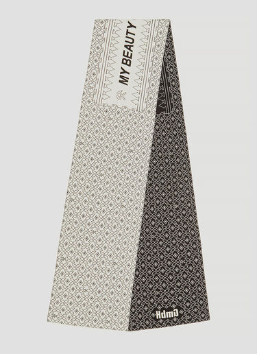 My Beauty Offends You Intarsia Knit Scarf GmbH My Beauty Offends You Intarsia Knit Scarf White gmb0334007