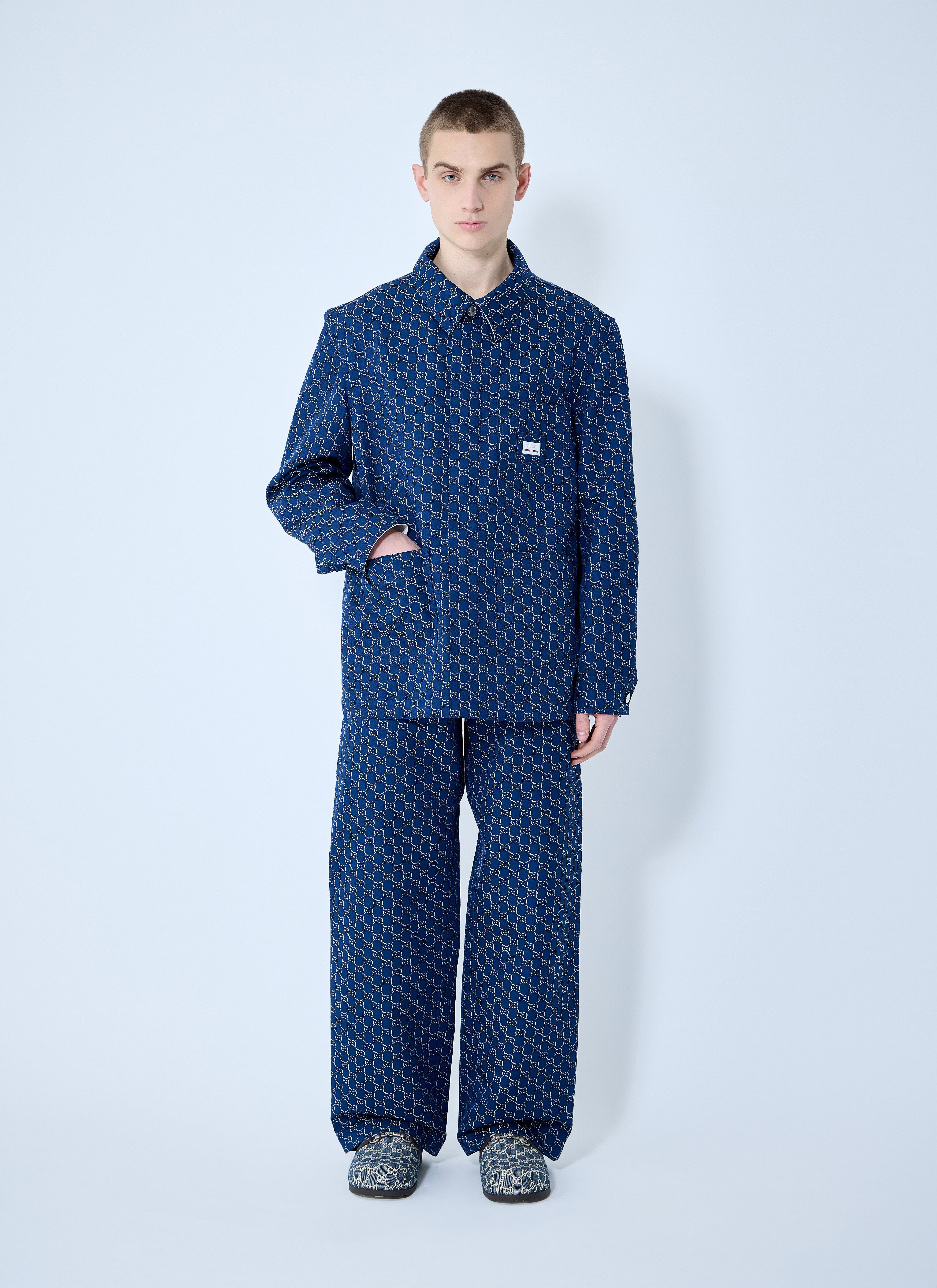 テーラードジャケット GUCCI BLUE/WHITE JACKET WITH GG SHADOW Gucci Blue/White Jacket With GG Shadow – LOZURI®