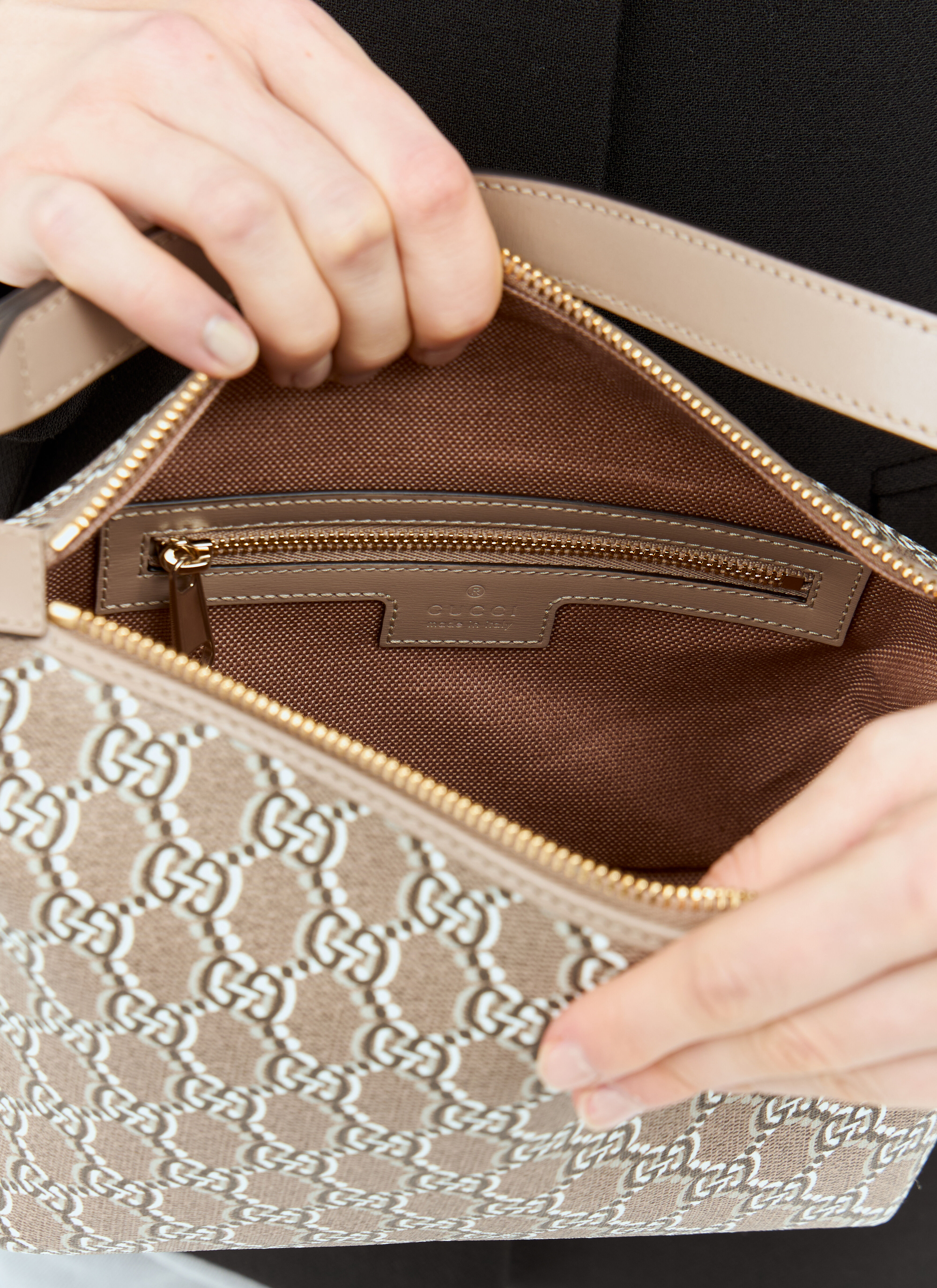 新作【GUCCI】[Gucci Mini] GG ハンドバッグ、ブラウン GUCCI グッチ GG柄 シェリーライン ミニボストン 67-01-4422