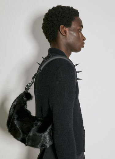 Half Moon Spike Shoulder Bag Innerraum Half Moon Spike Shoulder Bag Black inn0354004