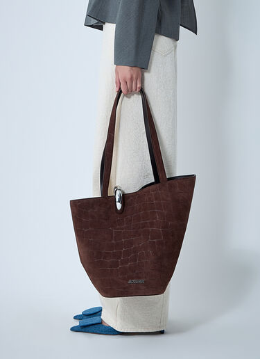 Le Bambola Moyen Bucket Bag Jacquemus Le Bambola Moyen Bucket Bag Dark Brown jac0262048