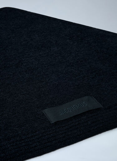 Jacquemus Le Chale Gros Grain Scarf Black jac0362002