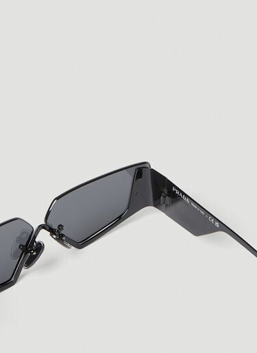 Runway 太阳镜 Prada Runway 太阳镜 黑色 lpr0151005