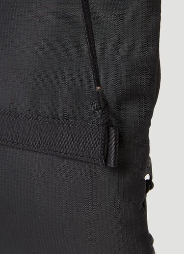 徽标印花斜挎包 7 Moncler FRGMT Hiroshi Fujiwara 徽标印花斜挎包 黑 mfr0351005