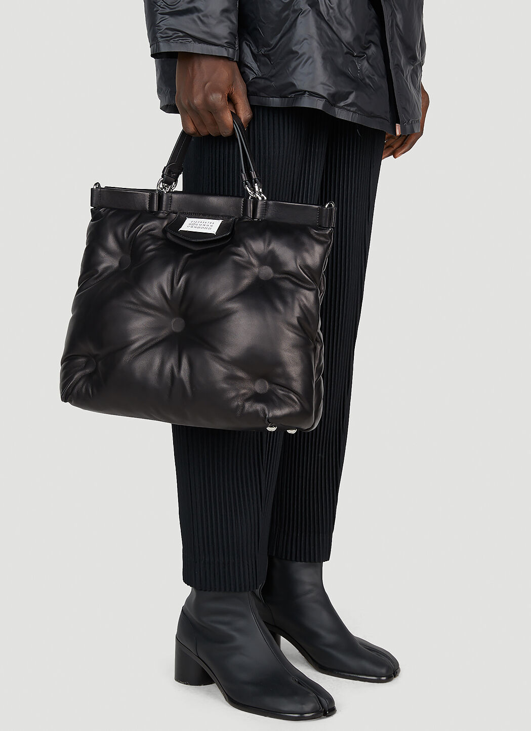 【MAISON MARGIELA】 GLAM SLAM TOTE BAG Maison Margiela Glam Slam Tote Bag in Black | LN-CC